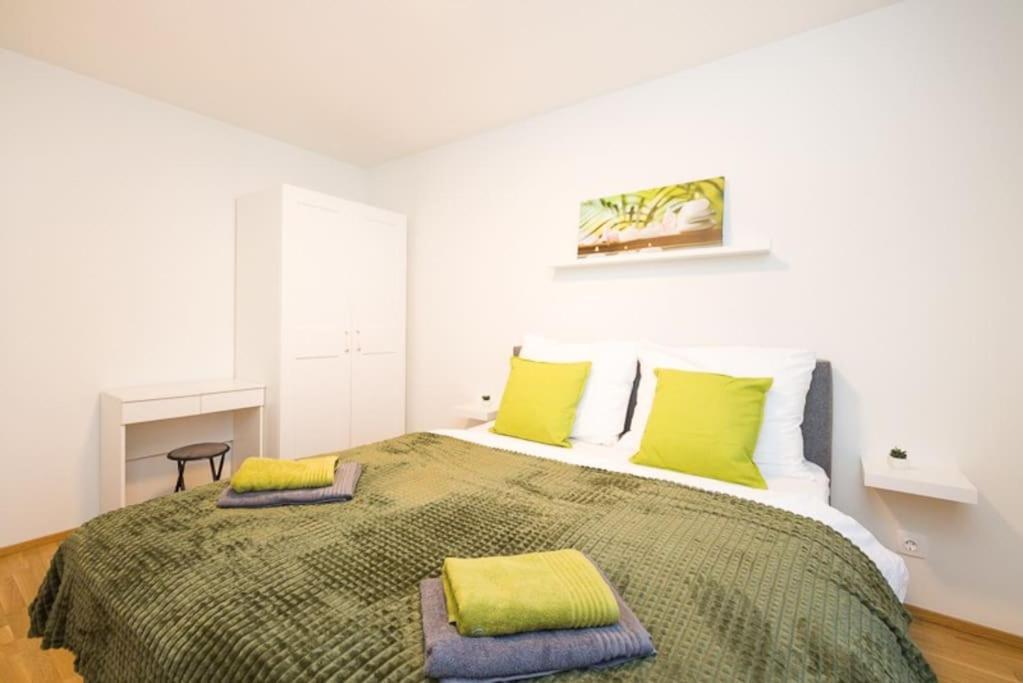 Apartamento Premium With Balcony! Free Garage Parking Included!