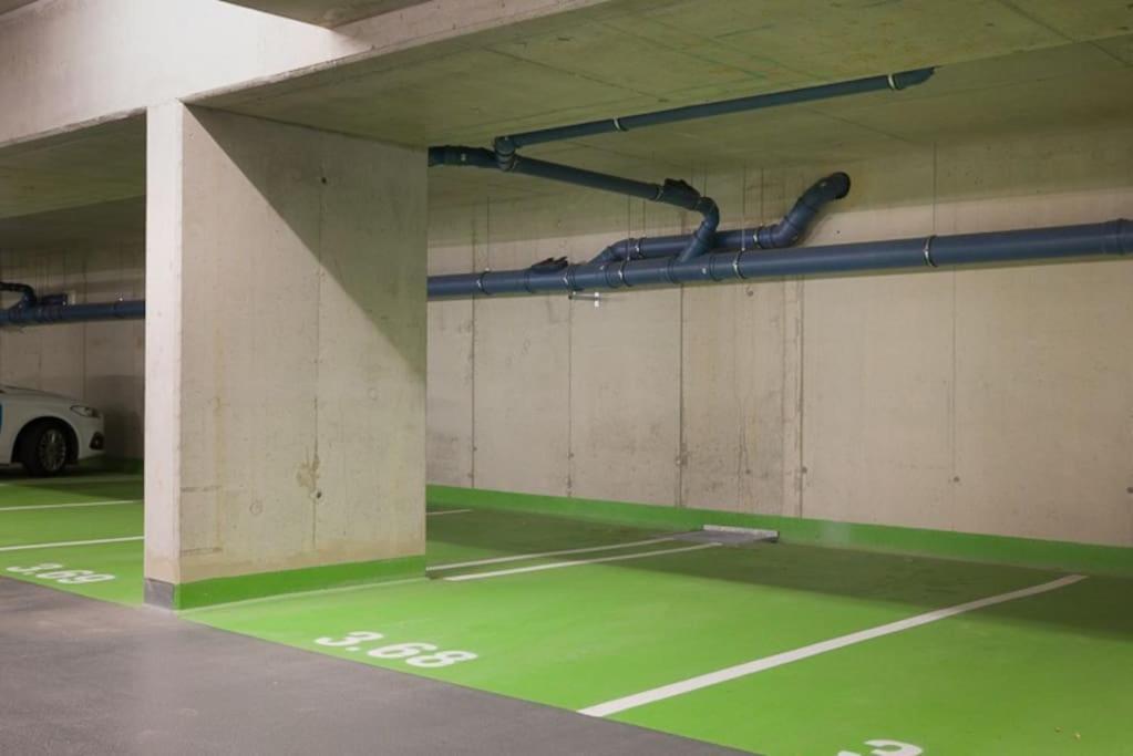 Apartamento Premium With Balcony! Free Garage Parking Included! Viena